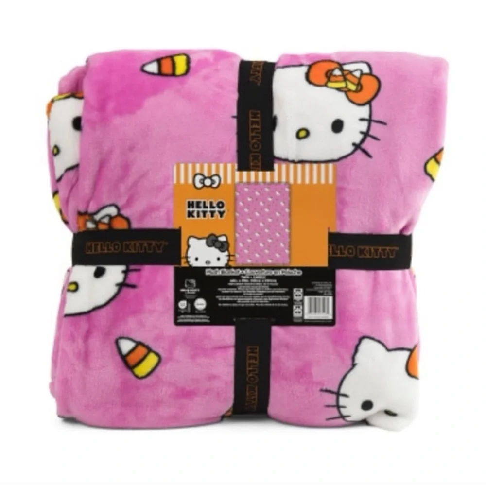 Hello Kitty Corny Kitty Halloween Blanket Full/Queen ~NEW~